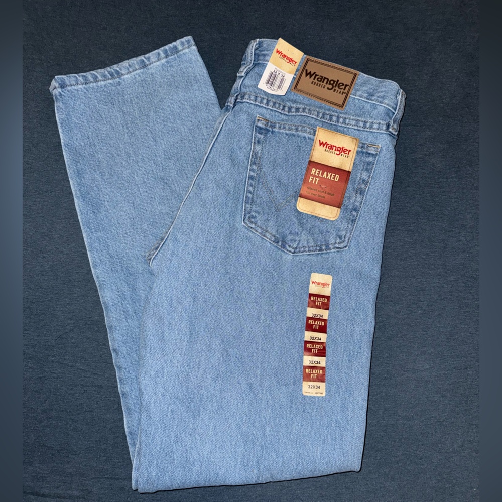 NWT Wrangler Men’s Relaxed Fit Jeans